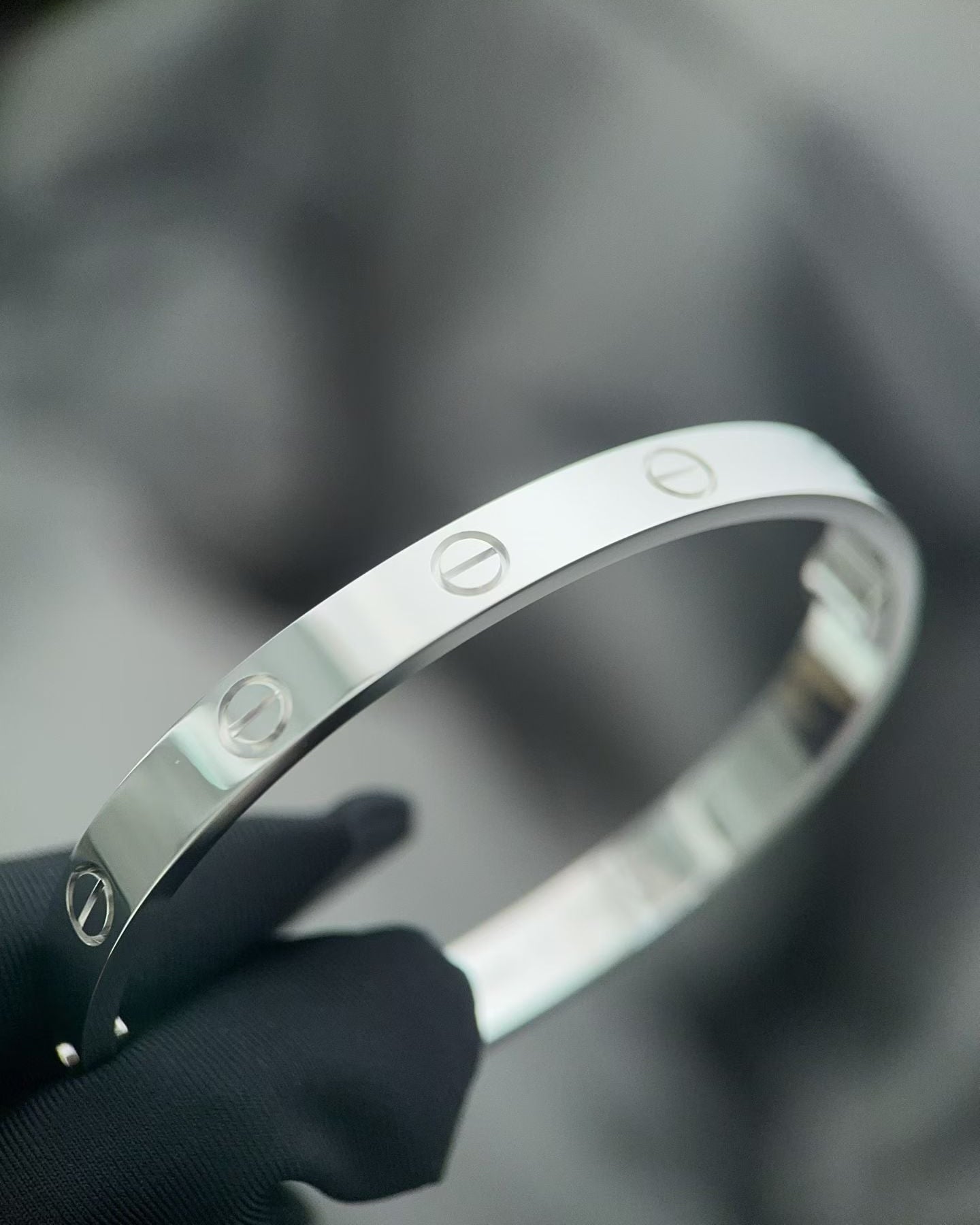Love Bangle, Medium Model