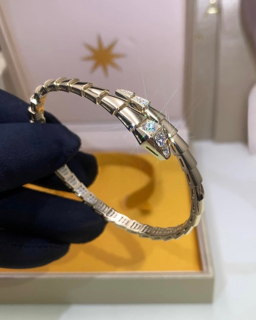 Viper Bracelet, Reverse-set Diamonds