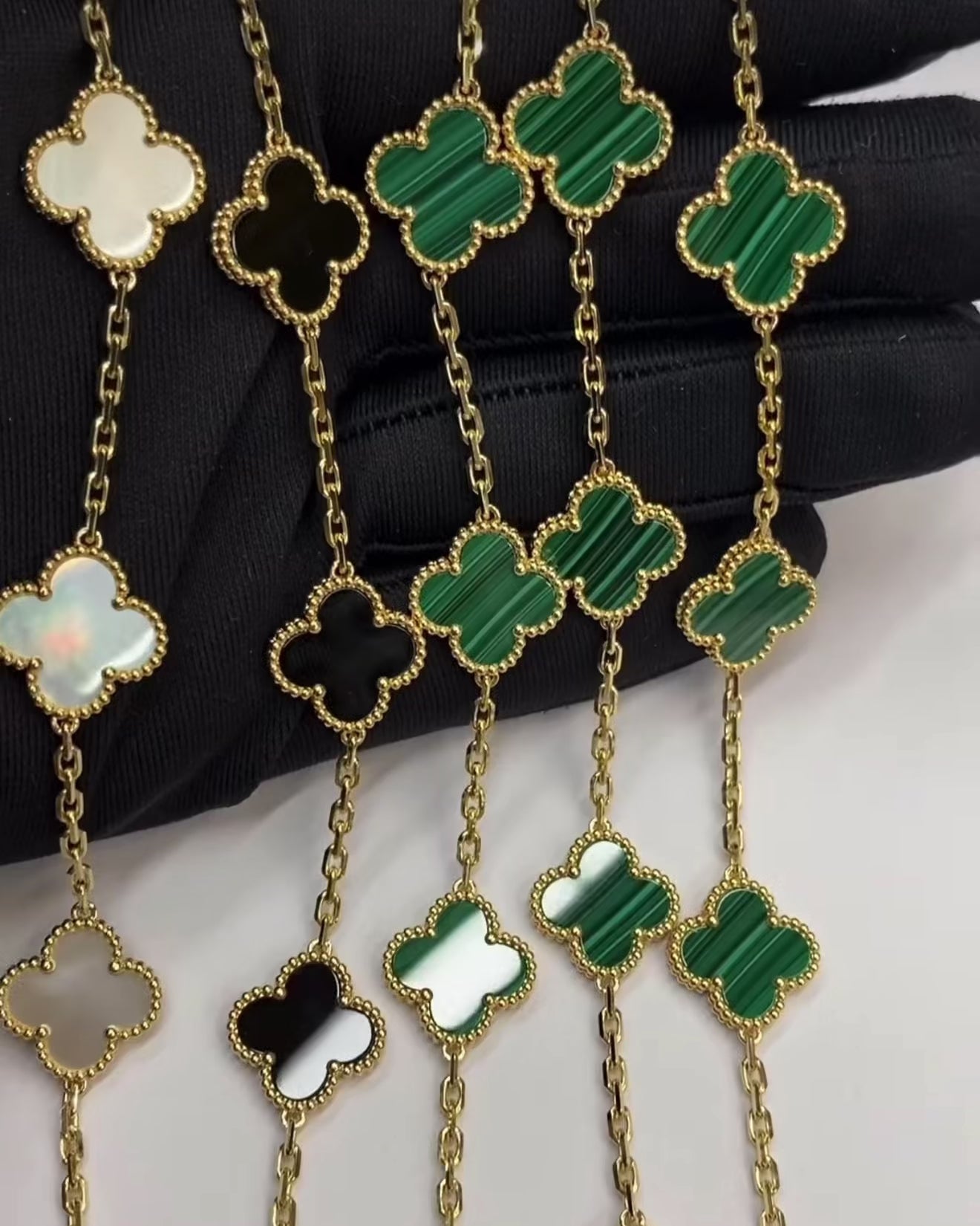Vintage Clover Bracelet, 5 Motifs